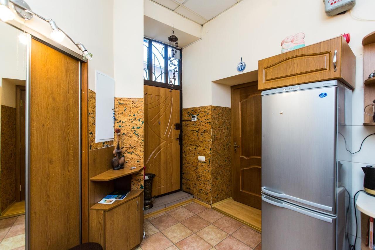Apartment In The City Centre Lviv Exterior photo