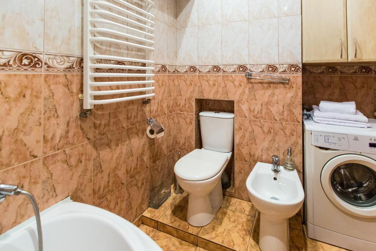 Apartment In The City Centre Lviv Exterior photo